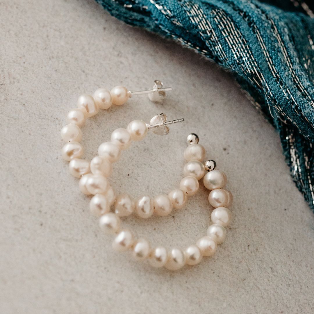 Silver high quality Freshwater White Pearl Hoop Earrings