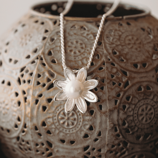 Sterling Silver Pearl Daisy Pendant